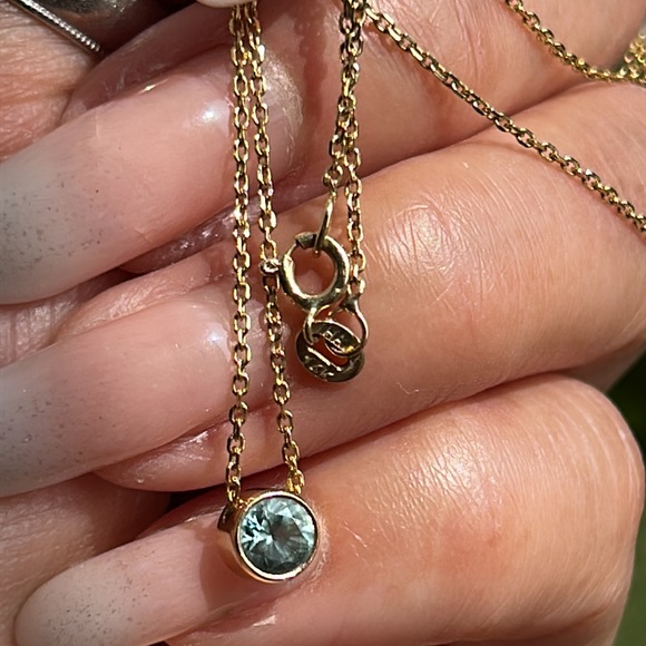 Jewelry - 14K Yellow Gold Blue Topaz 18.5” Necklace.